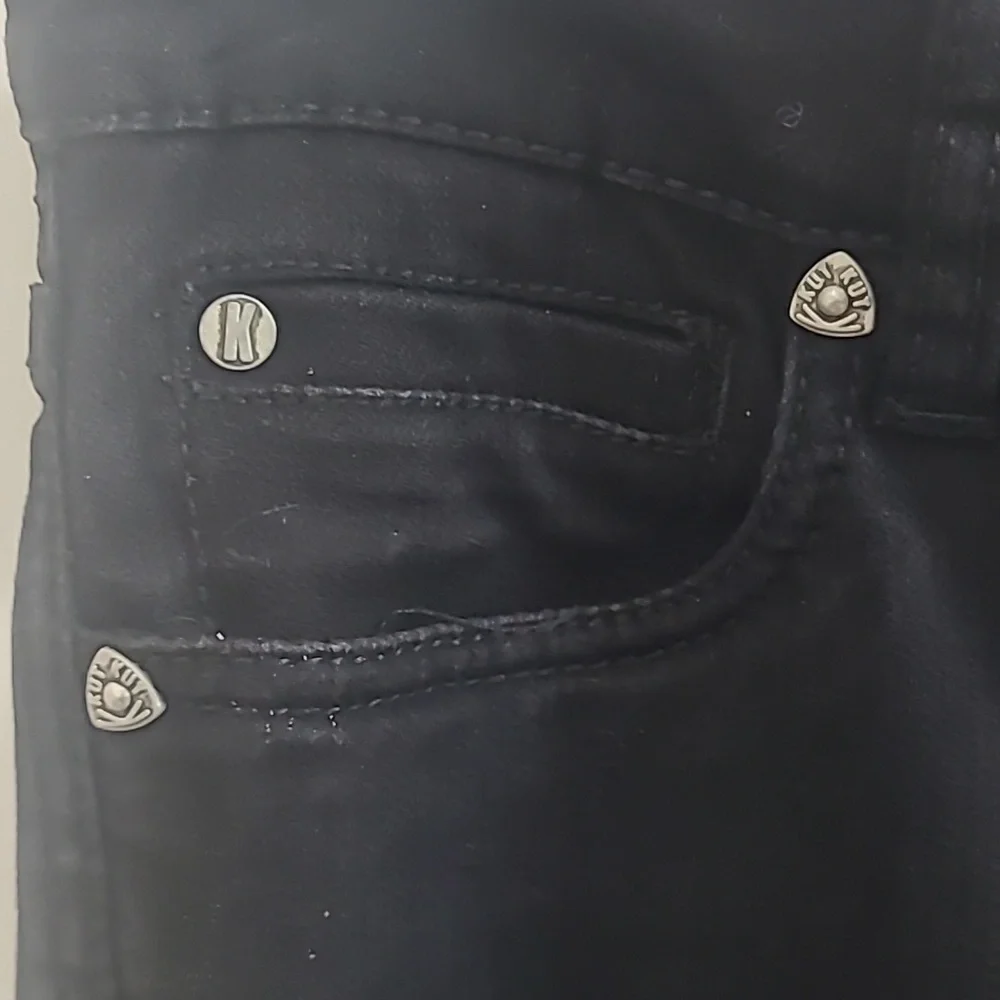 Kut from the Kloth black jeans  sz 8 Long mid rise 5 pocket